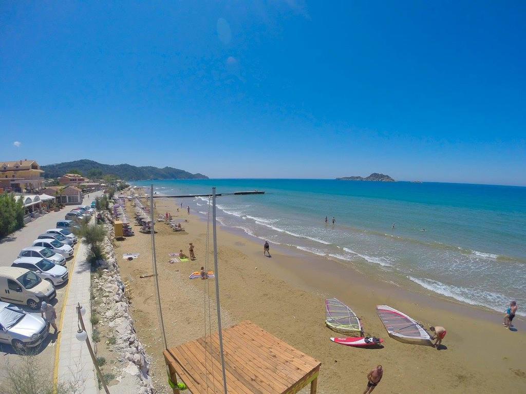 Feakes Apartments Arillas  Dış mekan fotoğraf