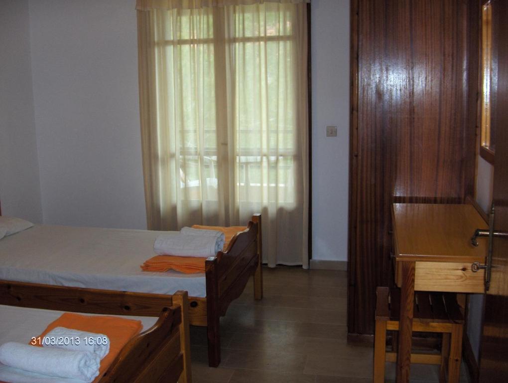 Feakes Apartments Arillas  Dış mekan fotoğraf